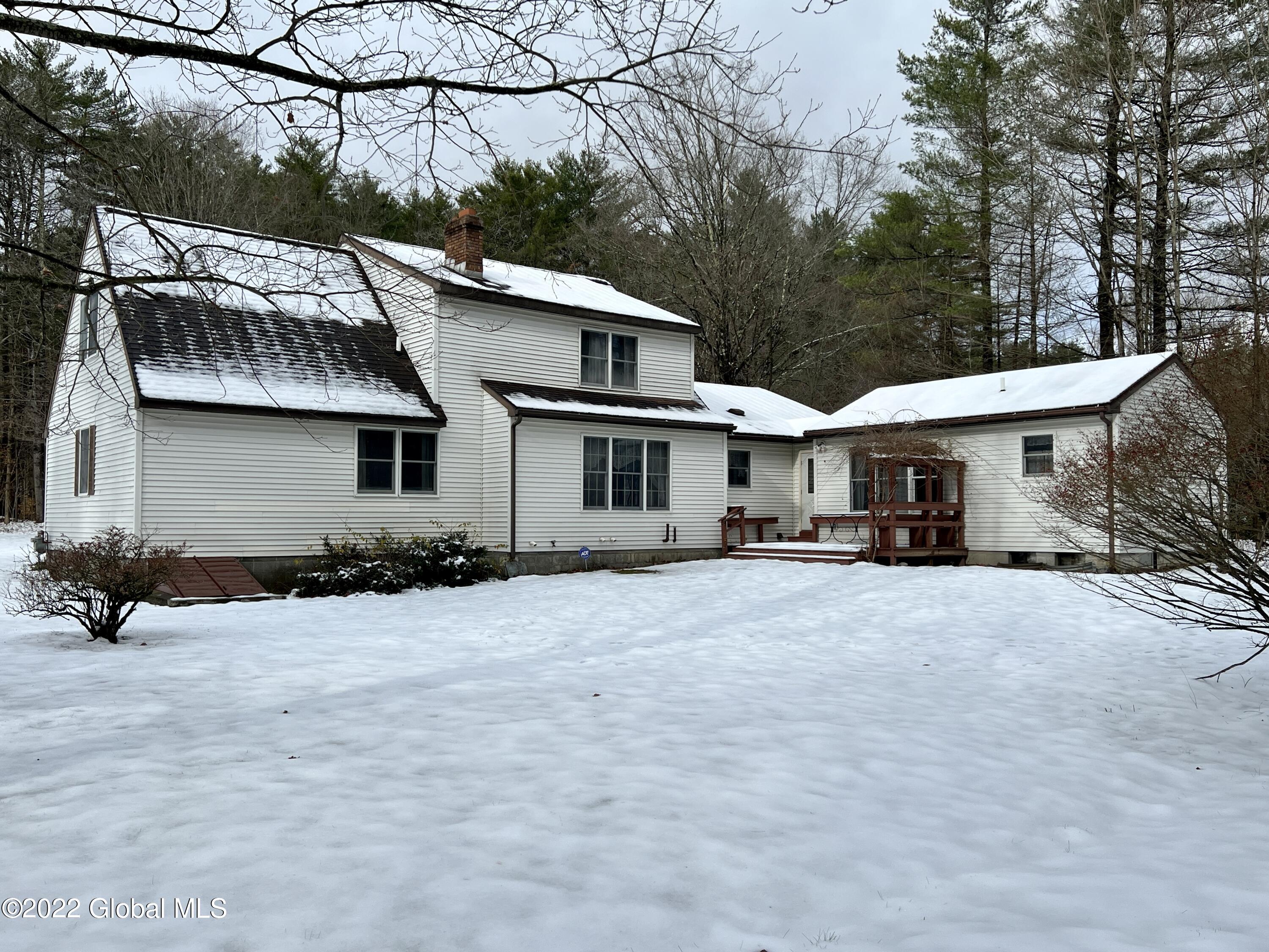 960 West Mountain Road Queensbury, NY 12804 - Photo 5 of 28 IMG_4671