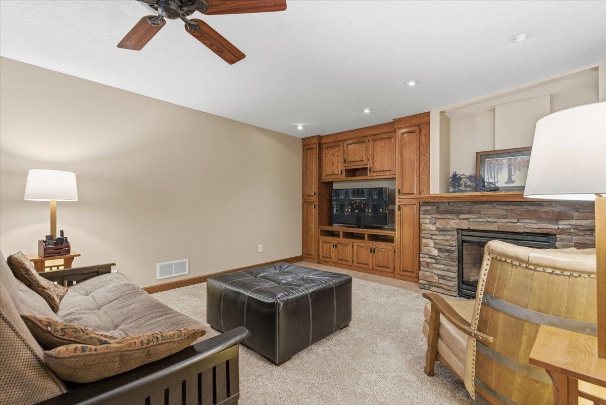 17892 Impala Path Lakeville, MN 55044 - Photo 59 of 75