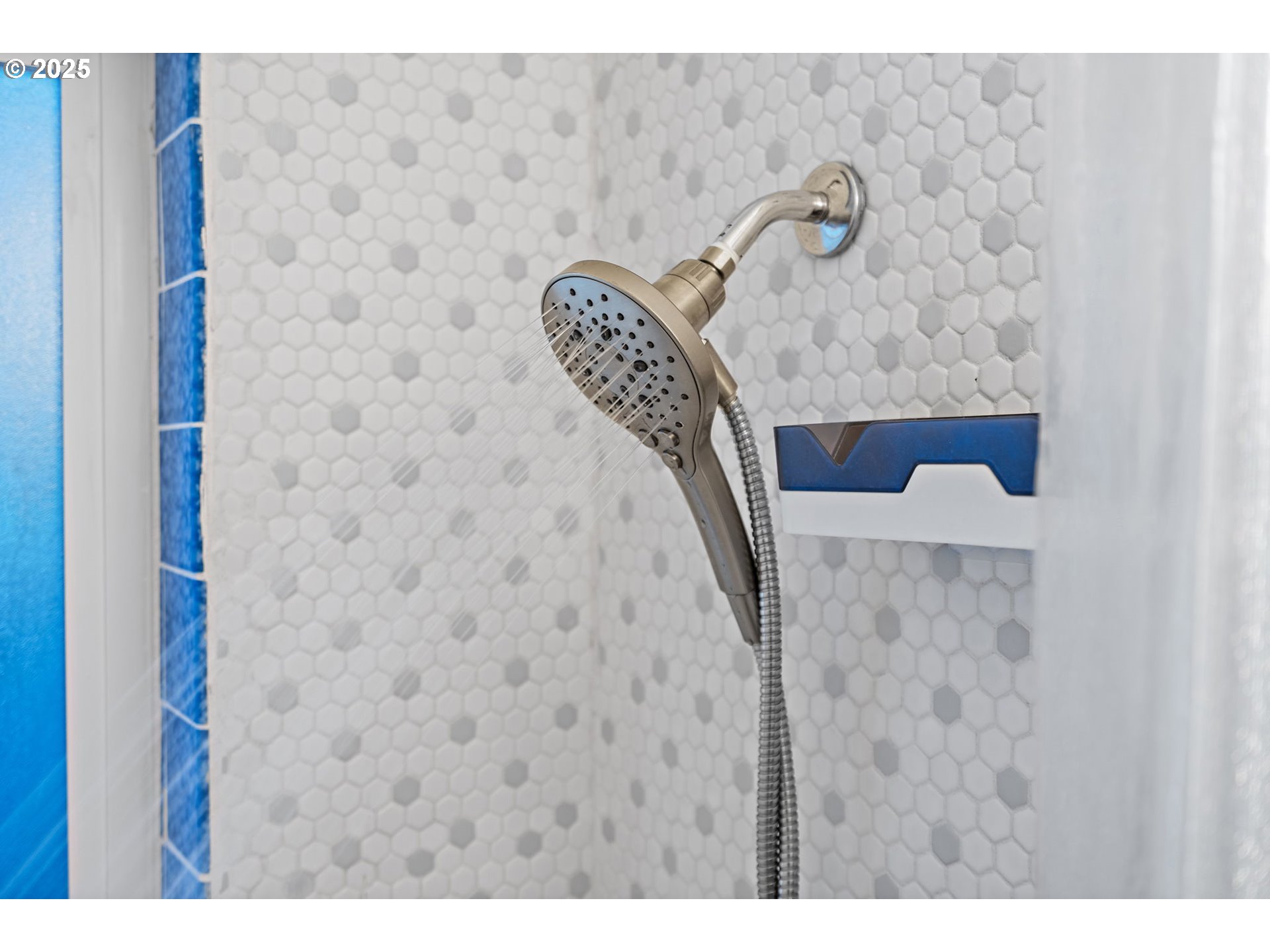 7139 Southeast 78th Avenue Portland, OR 97206 - Photo 21 of 41 a view of bathroom