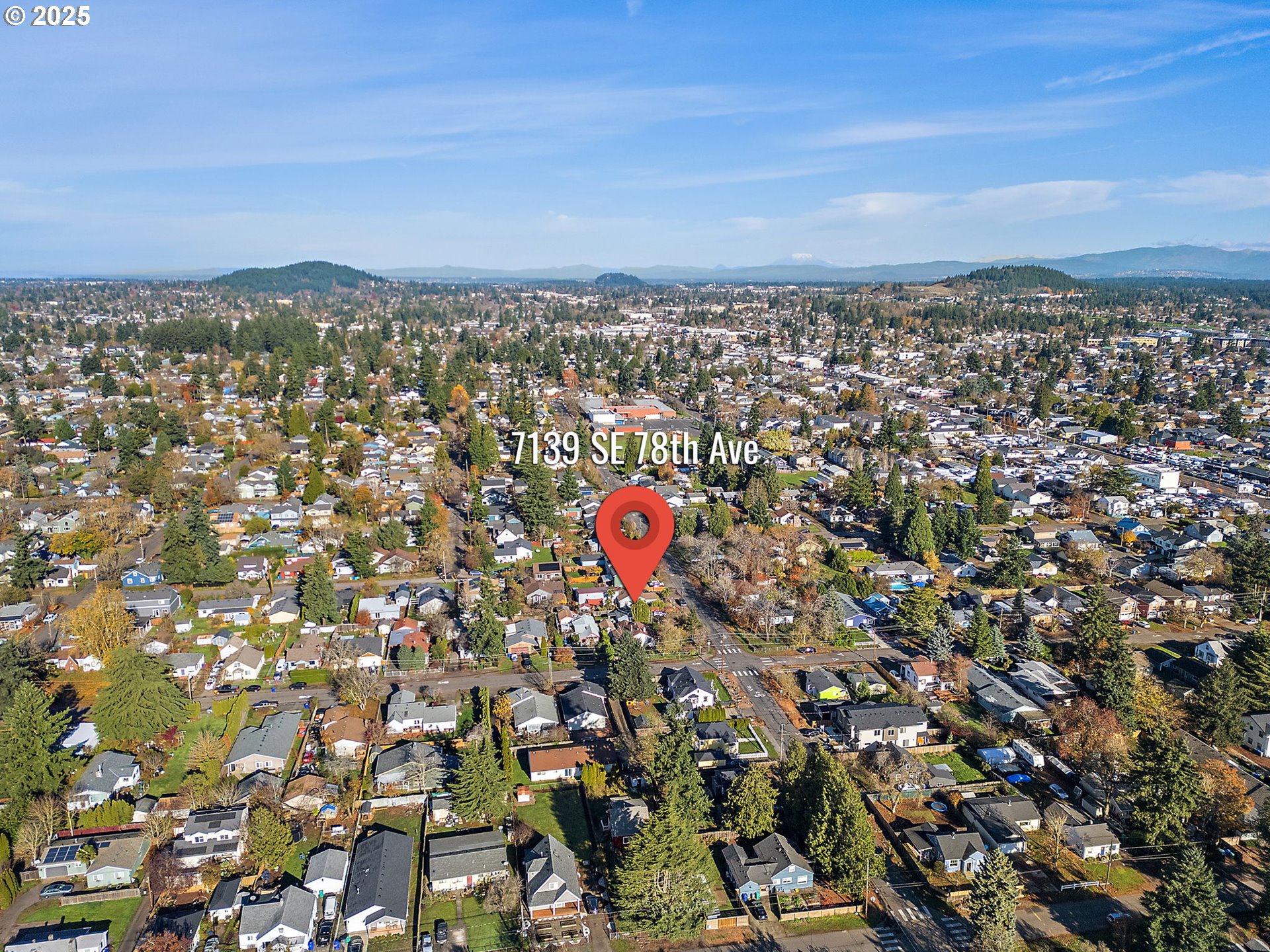 7139 Southeast 78th Avenue Portland, OR 97206 - Photo 34 of 41 a view of city and mountain