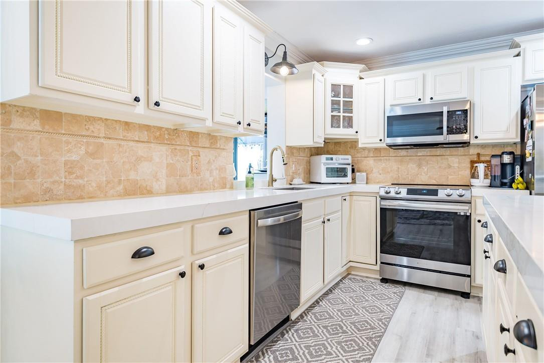 10037 Country Brook Road Boca Raton, FL 33428 - Photo 15 of 33 Photo 15
