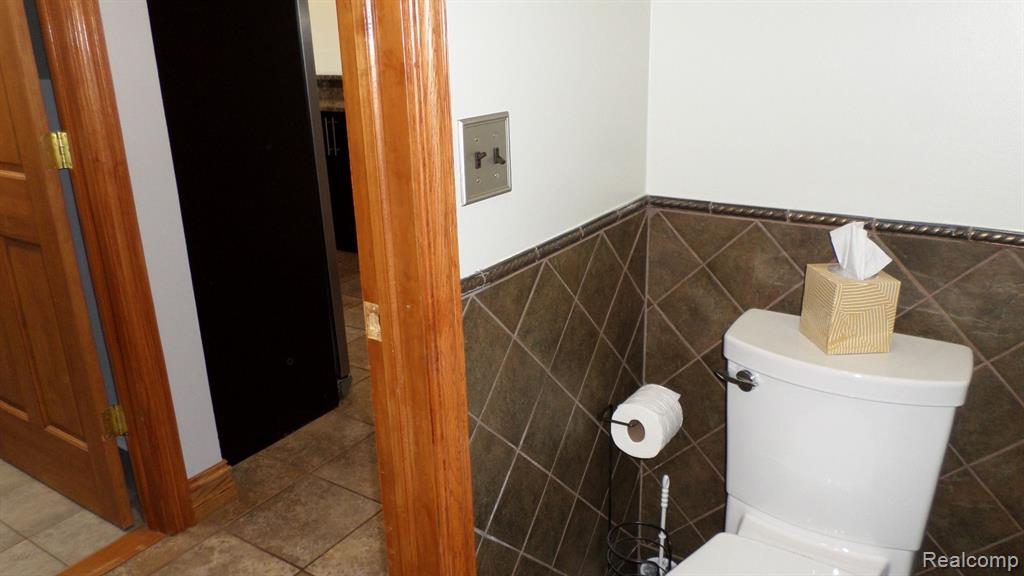 50561 Maurice Road, Unit 22 New Baltimore, MI 48047 - Photo 16 of 42