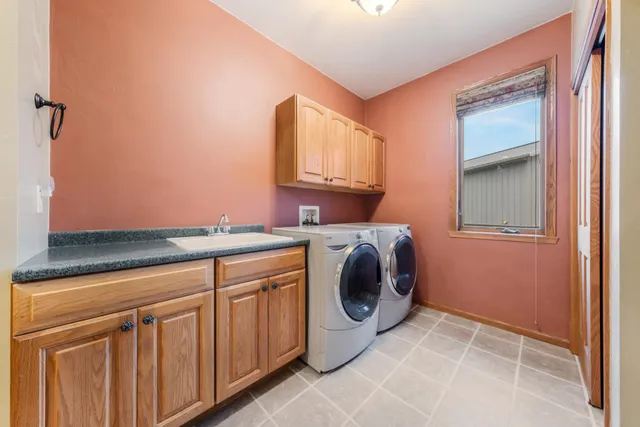 $720,000 | 4980 Broderick Road, Omro, WI 54963