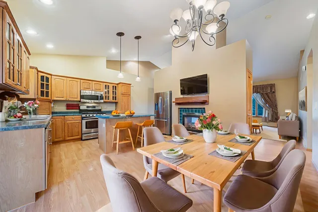 $720,000 | 4980 Broderick Road, Omro, WI 54963