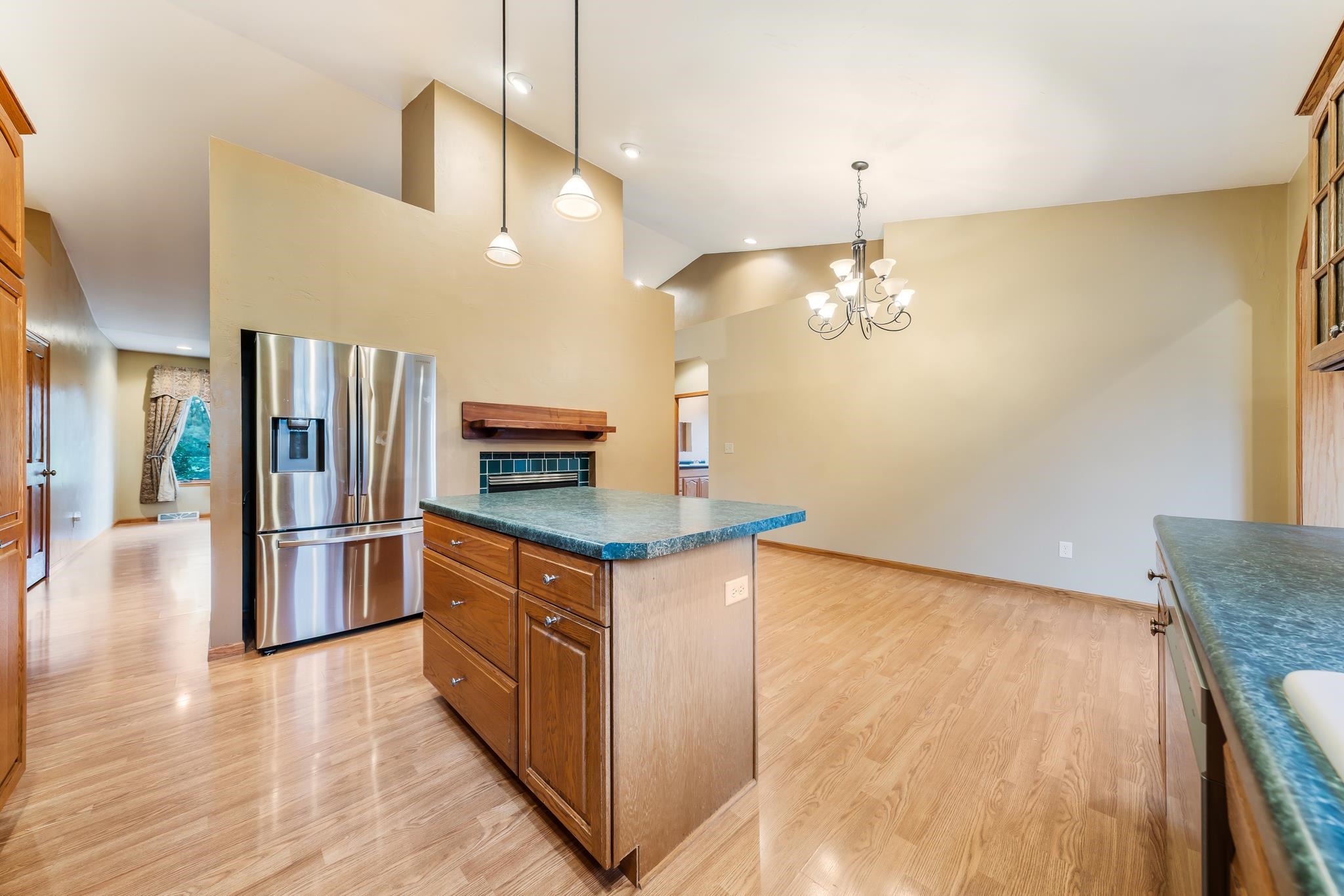 4980 Broderick Road Omro, WI 54963 - Photo 5 of 53