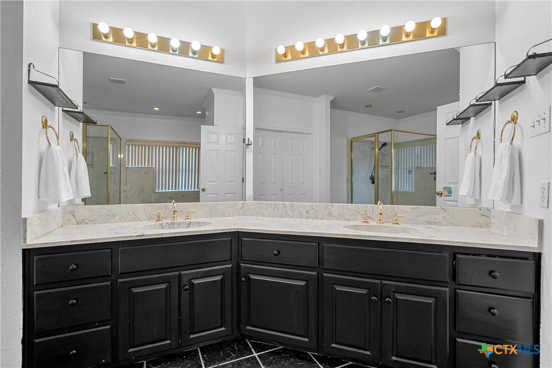 3891 Highway 53 Temple, TX 76501 - Photo 27 of 45 master bathroom upstairs