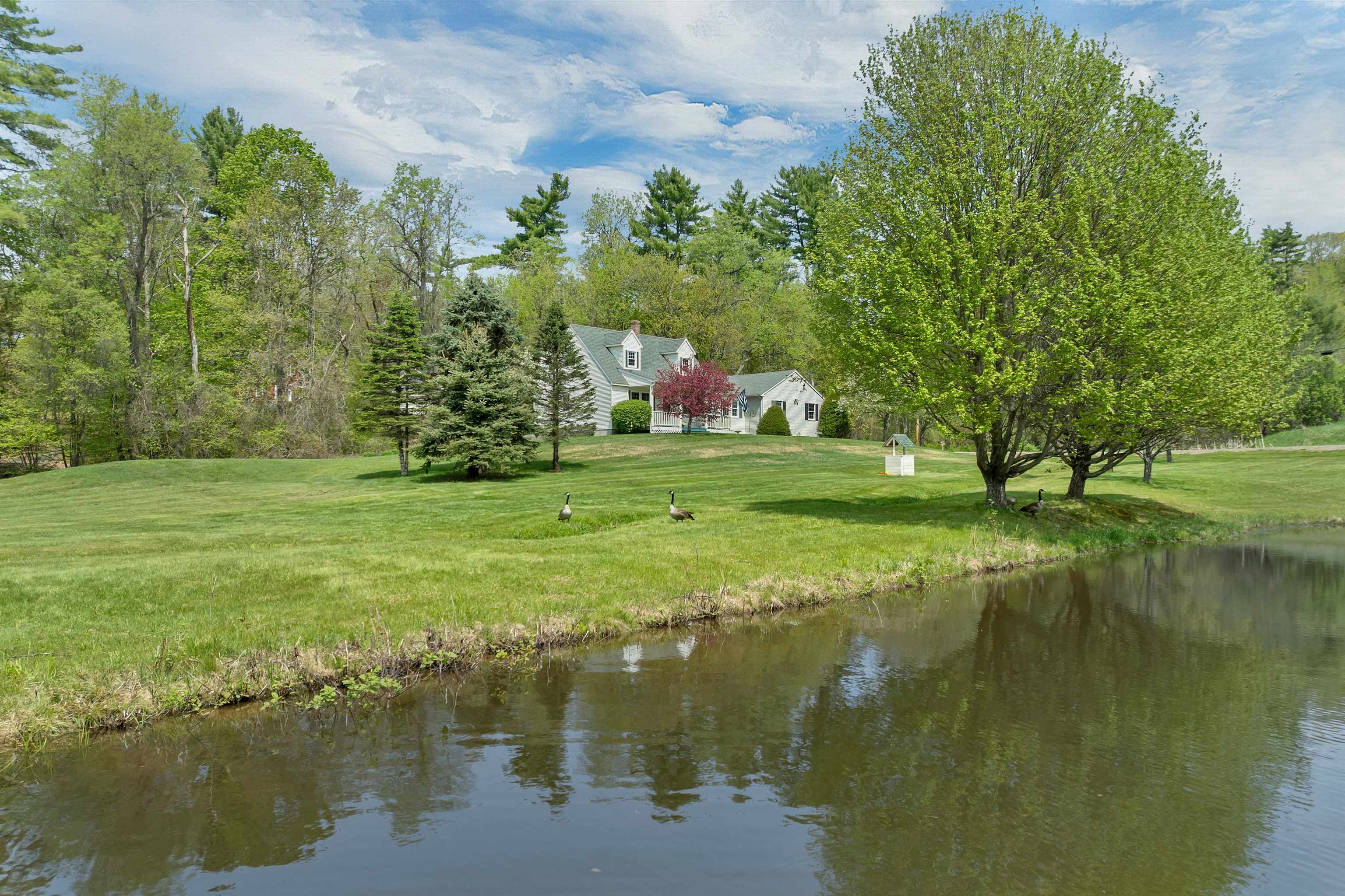145 Turnpike Road Northfield, NH 03276 - Photo 17 of 58