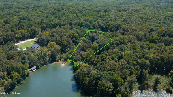 $159,900 | 138 Chestnut Hill Road, Flora, MS 39071