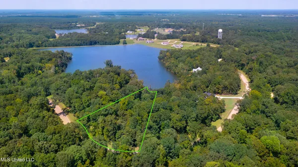 $159,900 | 138 Chestnut Hill Road, Flora, MS 39071