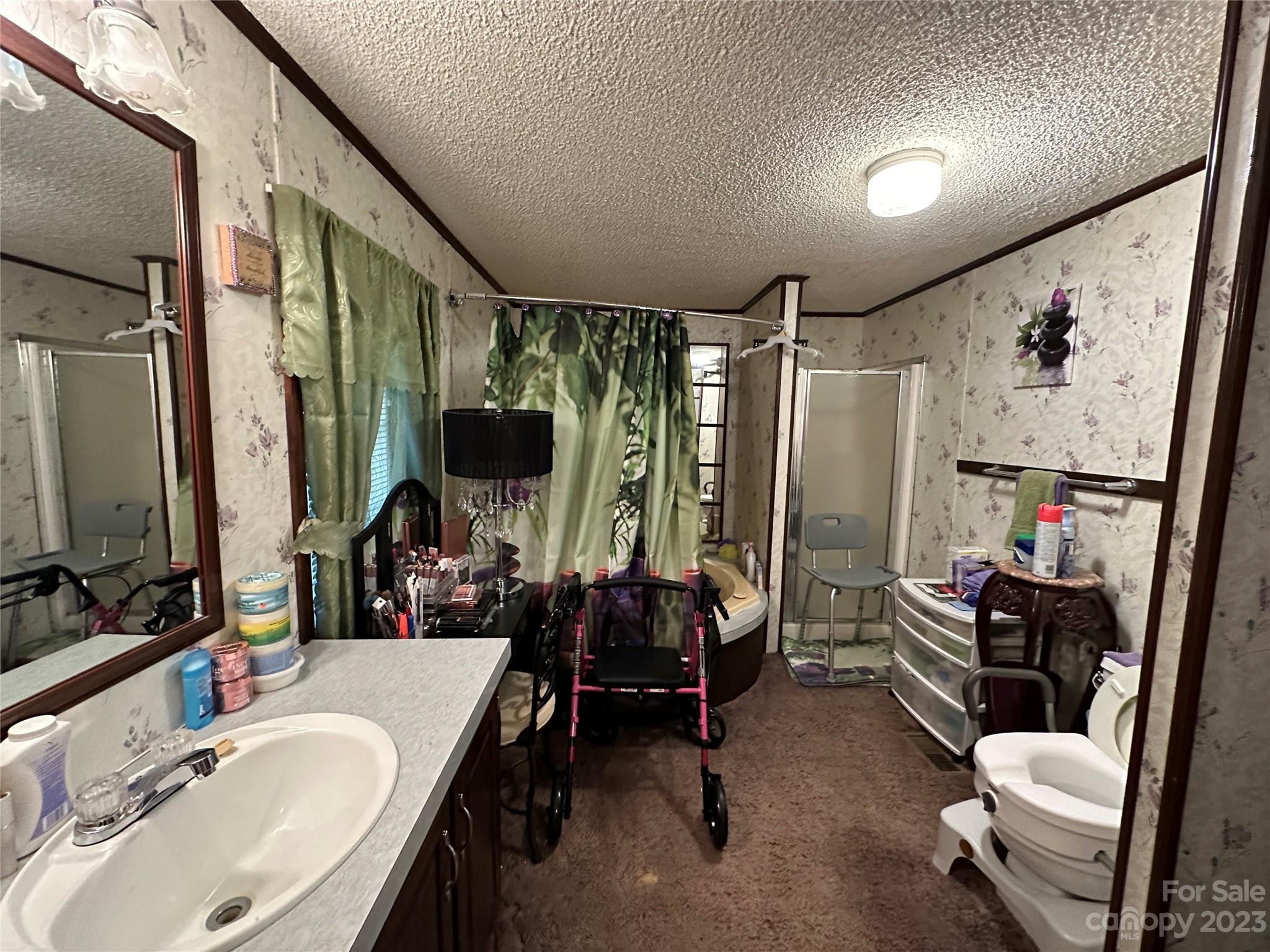 7289 Pyramid Road Hickory, NC 28602 - Photo 6 of 17 a living room with furniture and a flat screen tv