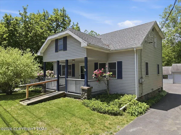 $325,000 | 4647 Highway 447, Canadensis, PA 18325