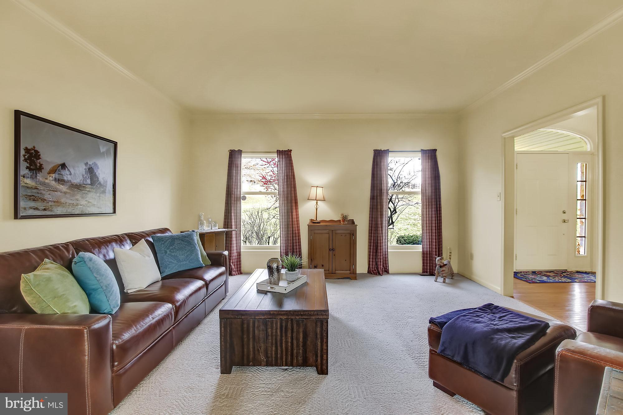 603 Aberdeen Road Kennett Square, PA 19348 - Photo 6 of 32 Spacious Living Room