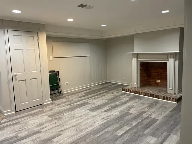 $269,000 | 32 Braeburn Drive, Park Forest, IL 60466