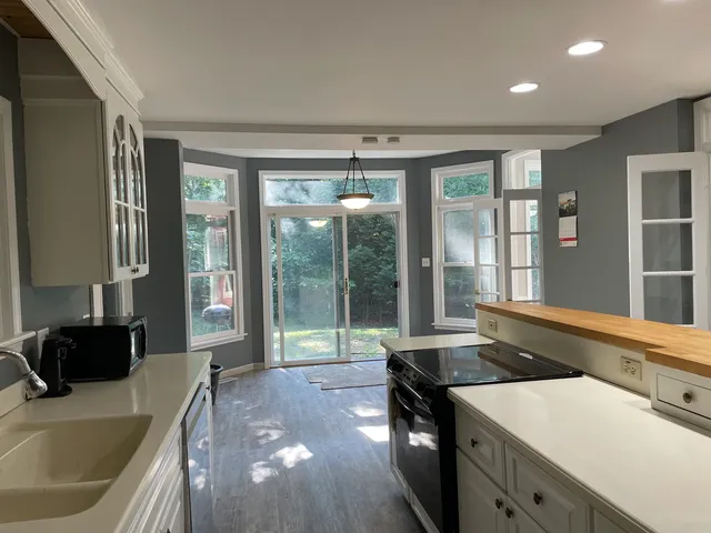 $269,000 | 32 Braeburn Drive, Park Forest, IL 60466