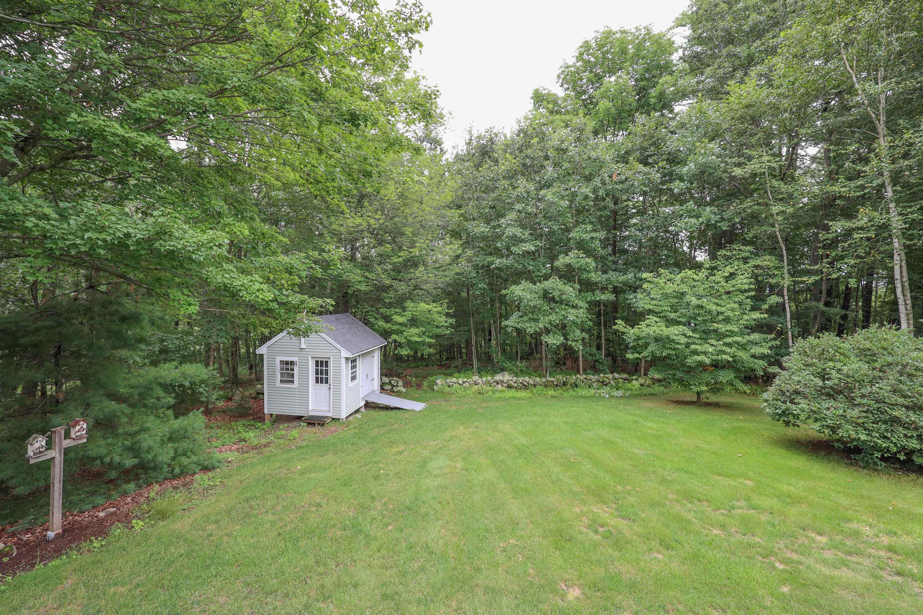 19 Proctor Road Bedford, NH 03110 - Photo 21 of 34