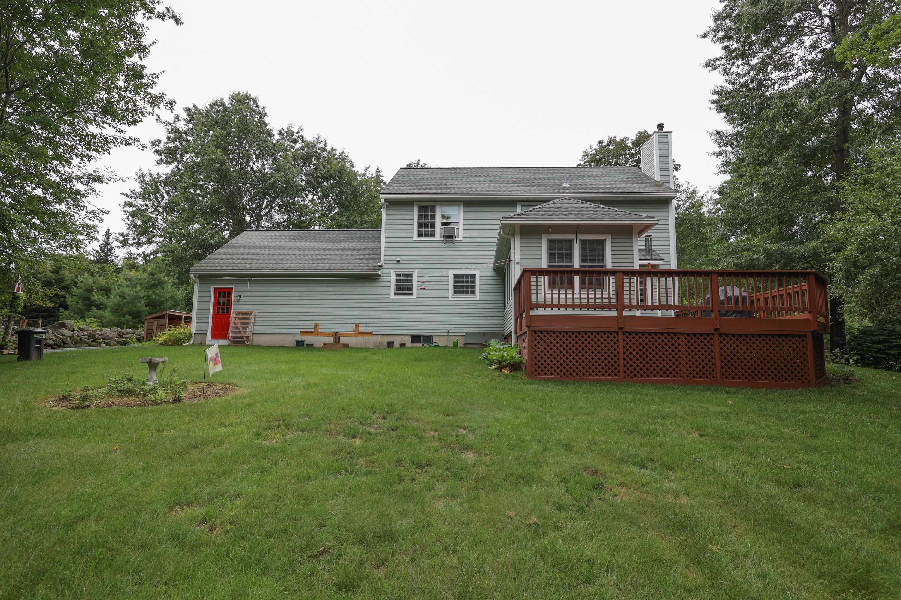 19 Proctor Road Bedford, NH 03110 - Photo 23 of 34