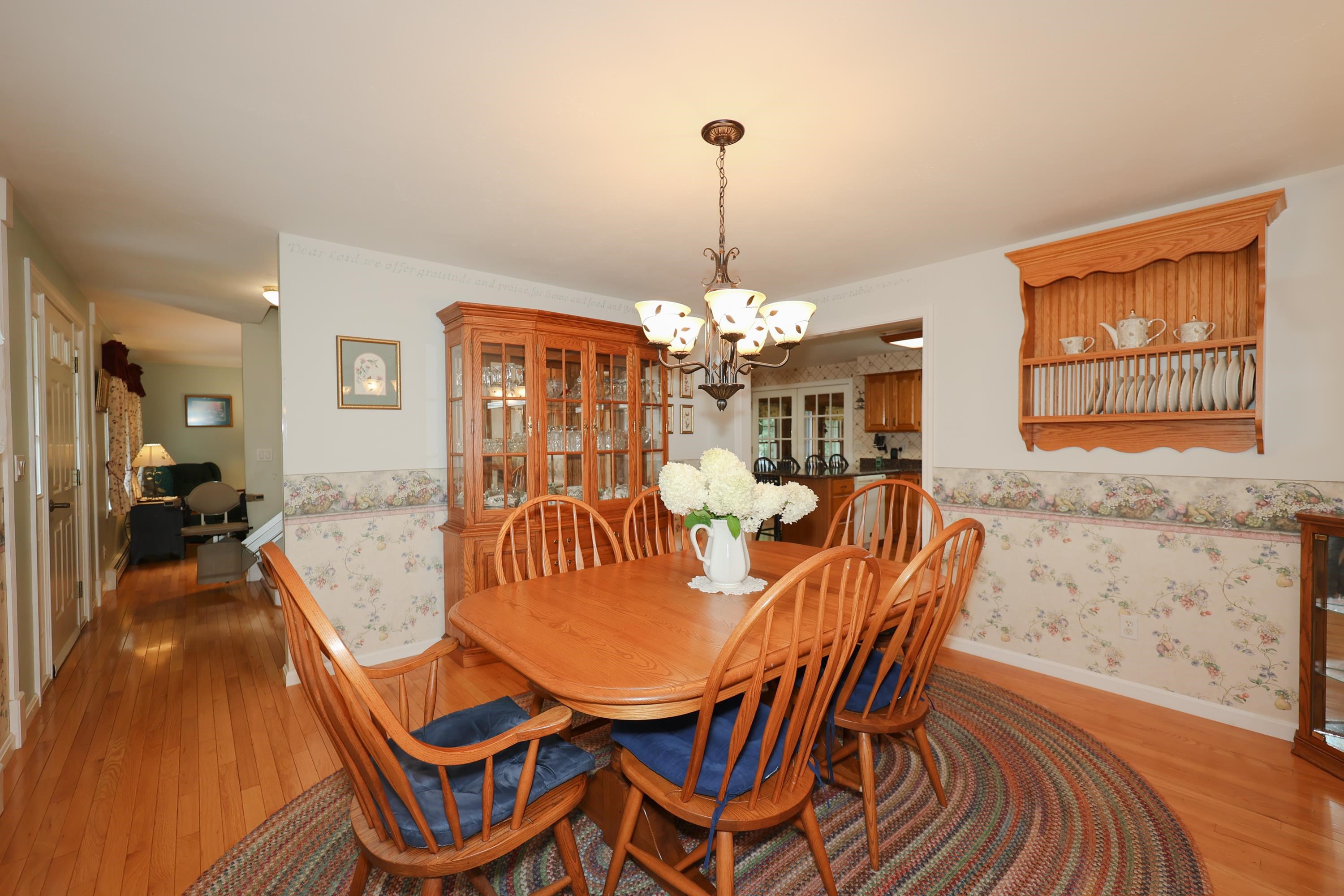 19 Proctor Road Bedford, NH 03110 - Photo 5 of 34