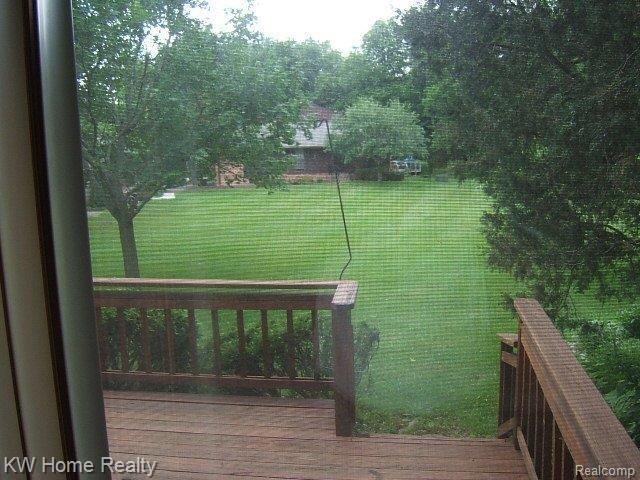 1824 Van Hill Court, Unit 40 Rochester, MI 48309 - Photo 5 of 8 1824 Van Hill 005