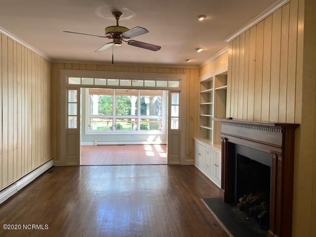 2006 Hermitage Road Northwest Wilson, NC 27896 - Photo 15 of 61 FAMILY ROOM