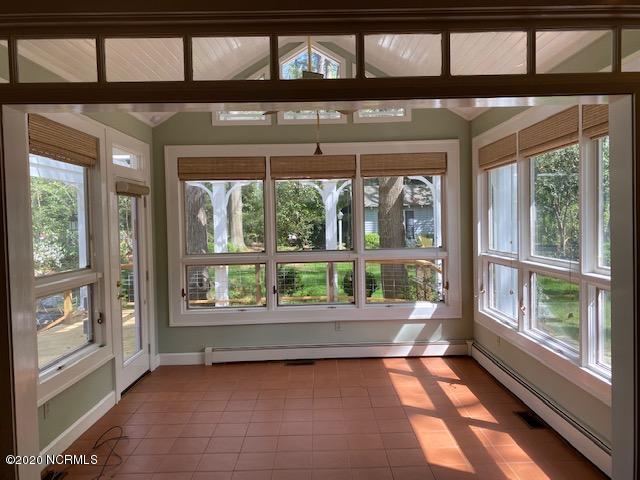 2006 Hermitage Road Northwest Wilson, NC 27896 - Photo 44 of 61 SUNROOM