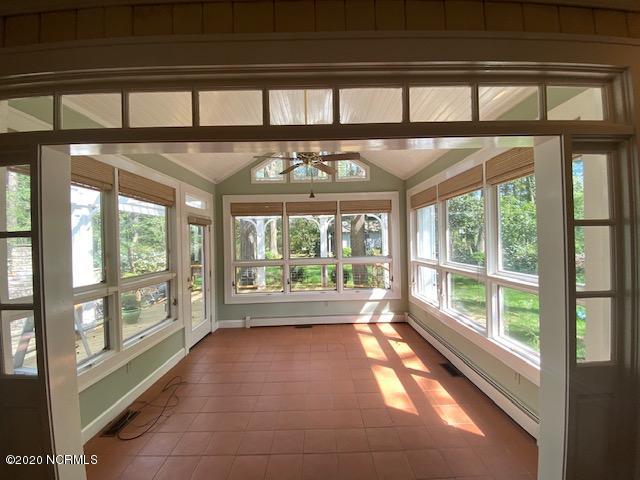 2006 Hermitage Road Northwest Wilson, NC 27896 - Photo 45 of 61 SUNROOM