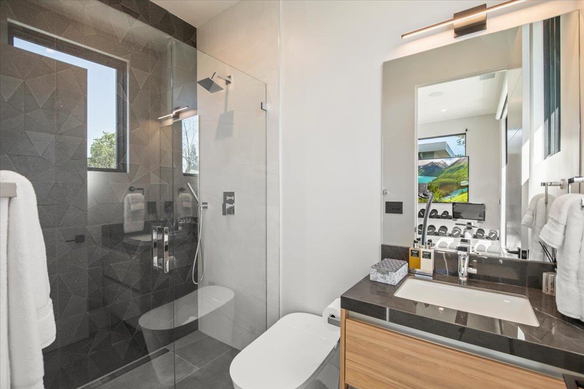 14920 Sobey Road Saratoga, CA 95070 - Photo 93 of 141