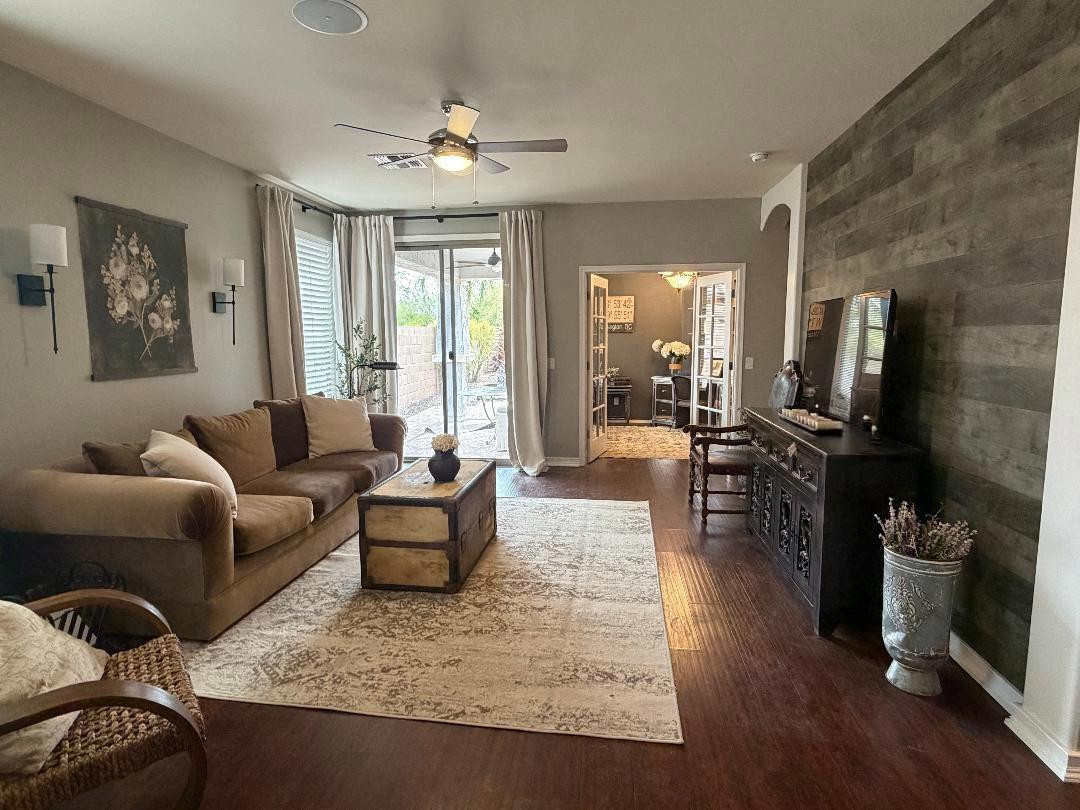 12767 West Lowden Road Peoria, AZ 85383 - Photo 16 of 48 Photo #18