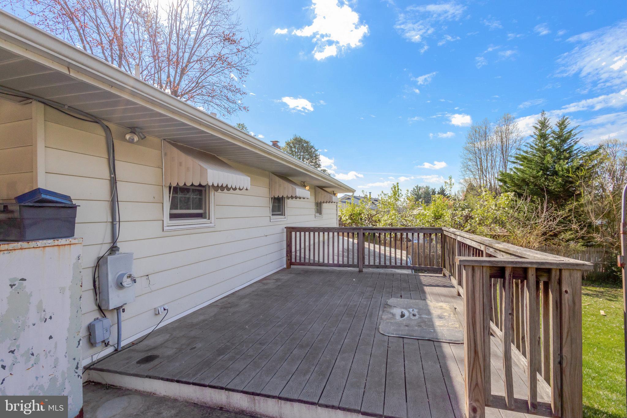 5008 Backlick Road Annandale, VA 22003 - Photo 4 of 14 a view of a terrace