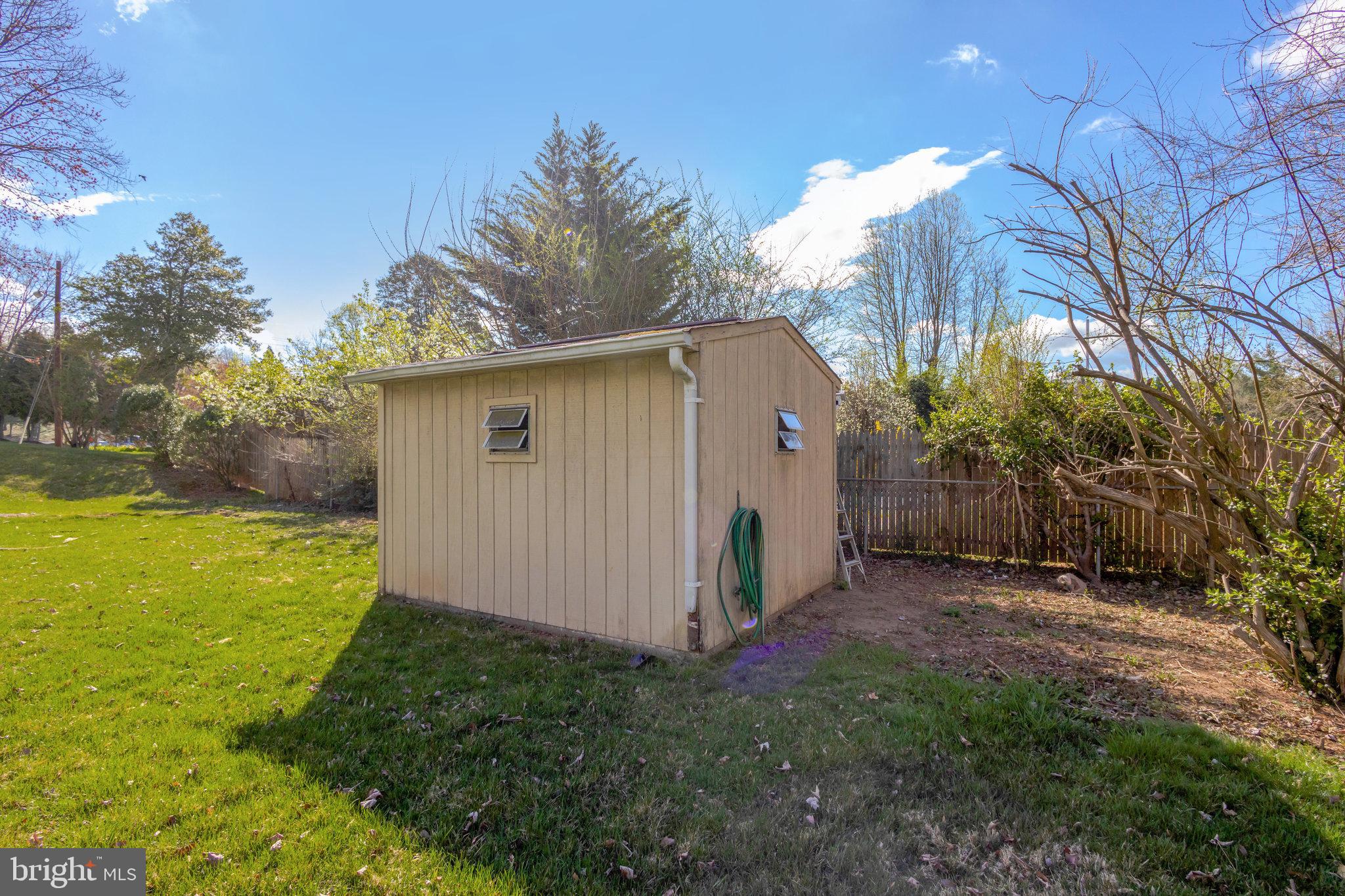 5008 Backlick Road Annandale, VA 22003 - Photo 10 of 14 a view of a house with backyard
