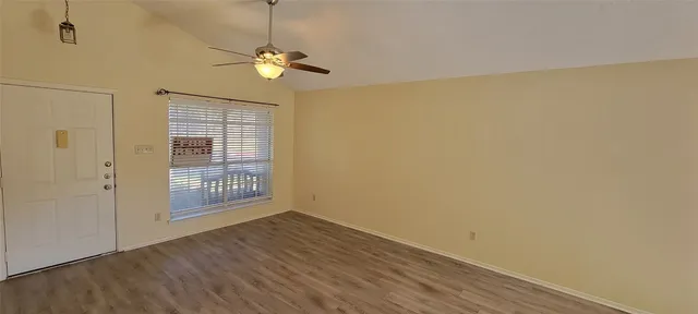 $1,450 | 1015 East Yager Lane, Unit 69, Austin, TX 78753