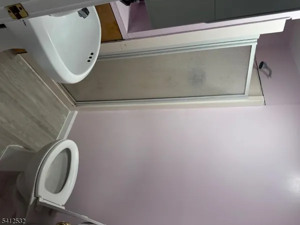 a close up view of a washer and dryer