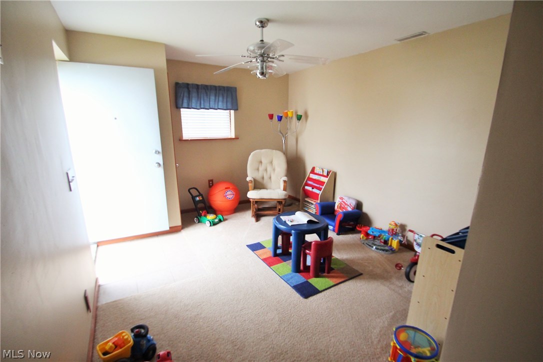 934 Mannering Road Eastlake, OH 44095 - Photo 15 of 18 Gallery Image 15
