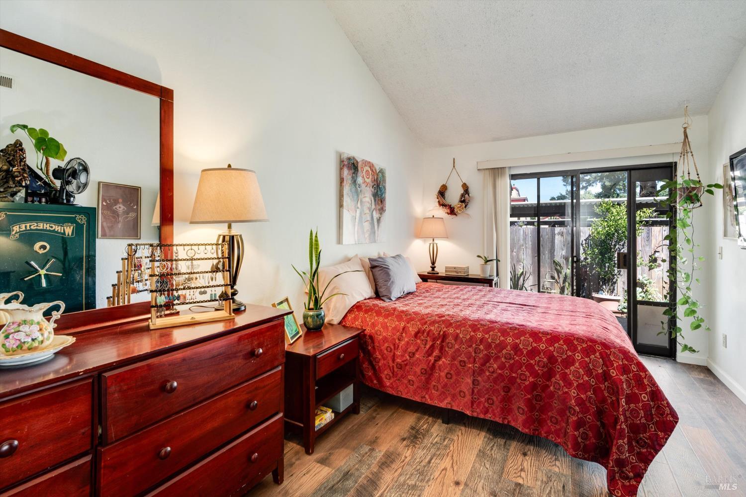 6 Redwood Court, Unit 6 Santa Rosa, CA 95409 - Photo 9 of 13
