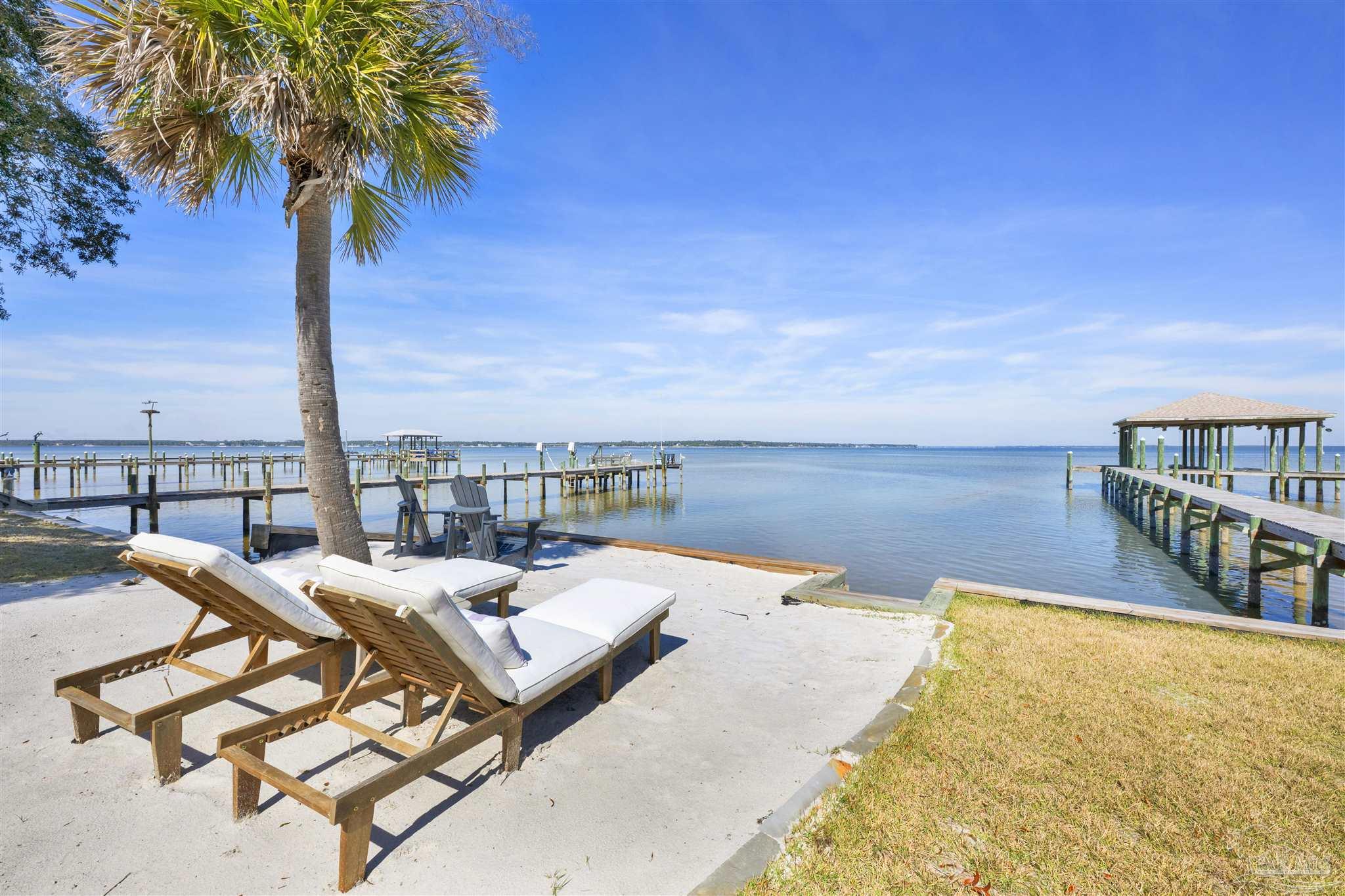 5470 North Shore Road Pensacola, FL 32507 - Photo 1 of 63