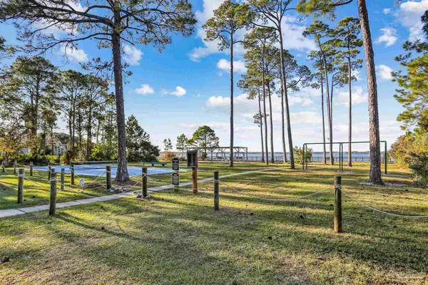 $1,225,000 | 5470 North Shore Road, Pensacola, FL 32507