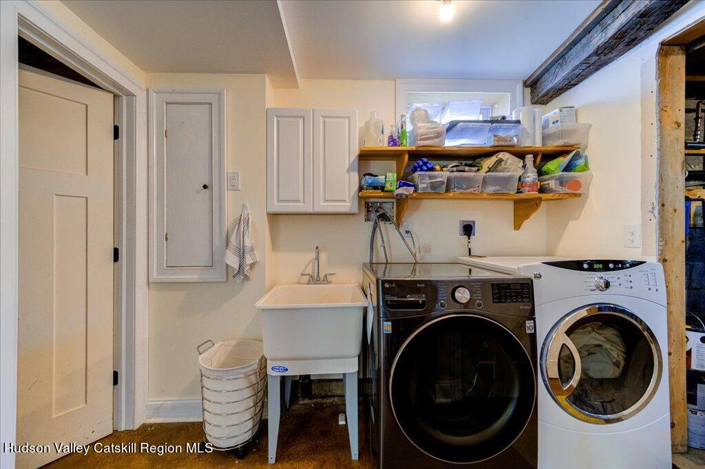 2184 Bruynswick Road Wallkill, NY 12589 - Photo 26 of 34 a utility room with dryer and washer