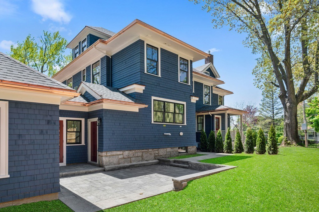 33 Page Road, Unit 1 Newton, MA 02460 - Photo 11 of 14 Gallery Image 11