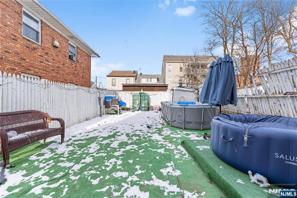 183 Walnut Street Paterson, NJ 07522 - Photo 37 of 40