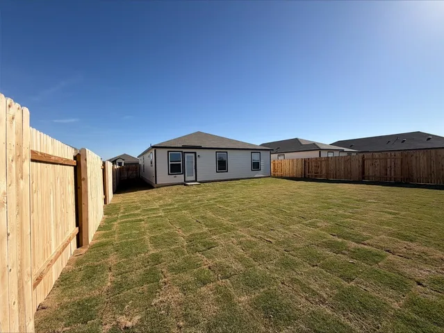 $252,865 | 109 Honey Bee Road, Jarrell, TX 76537