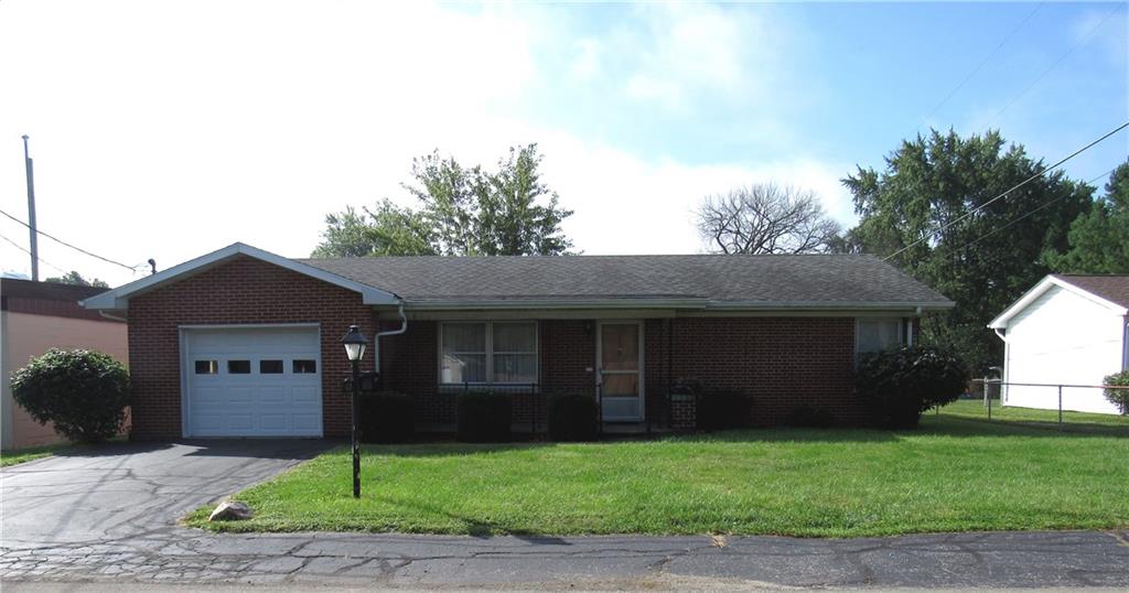 429 Seminary Street Hope, IN 47246 - Photo 1 of 20 Gallery Image 1