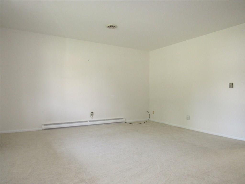 429 Seminary Street Hope, IN 47246 - Photo 3 of 20 Gallery Image 3