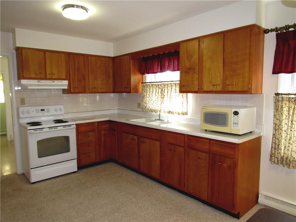 429 Seminary Street Hope, IN 47246 - Photo 8 of 20 Gallery Image 8