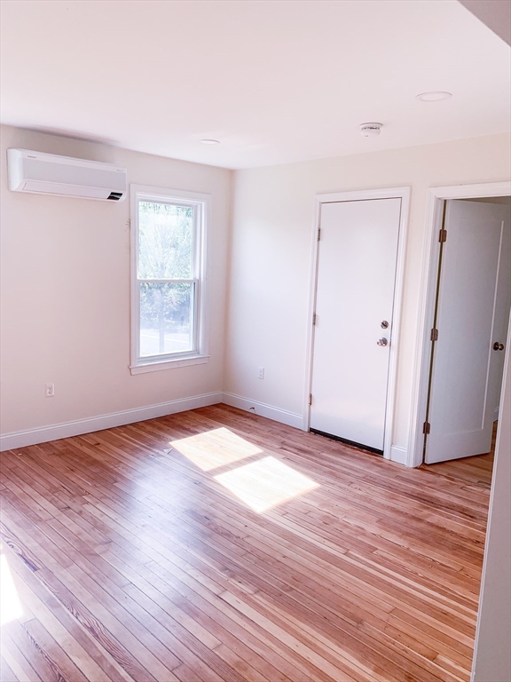 43 Bates Street, Unit 2 Northampton, MA 01060 - Photo 13 of 20