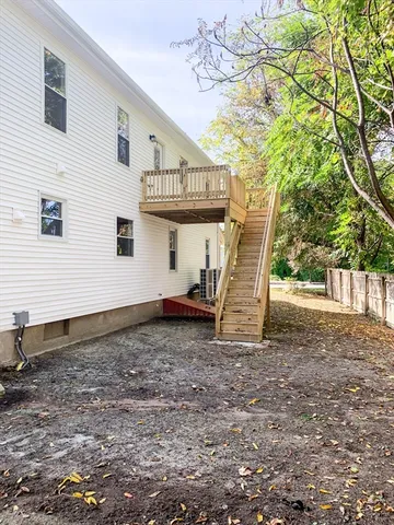 $2,500 | 43 Bates Street, Unit 2, Northampton, MA 01060