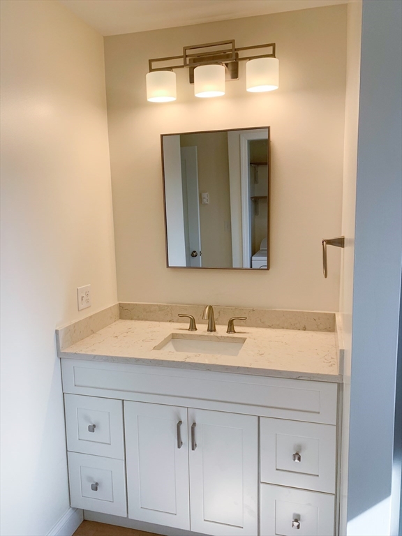 43 Bates Street, Unit 2 Northampton, MA 01060 - Photo 6 of 20