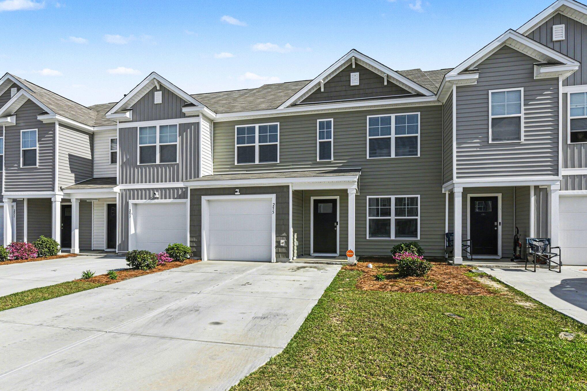 255 Ivory Shadow Road Summerville, SC 29486 - Photo 3 of 39