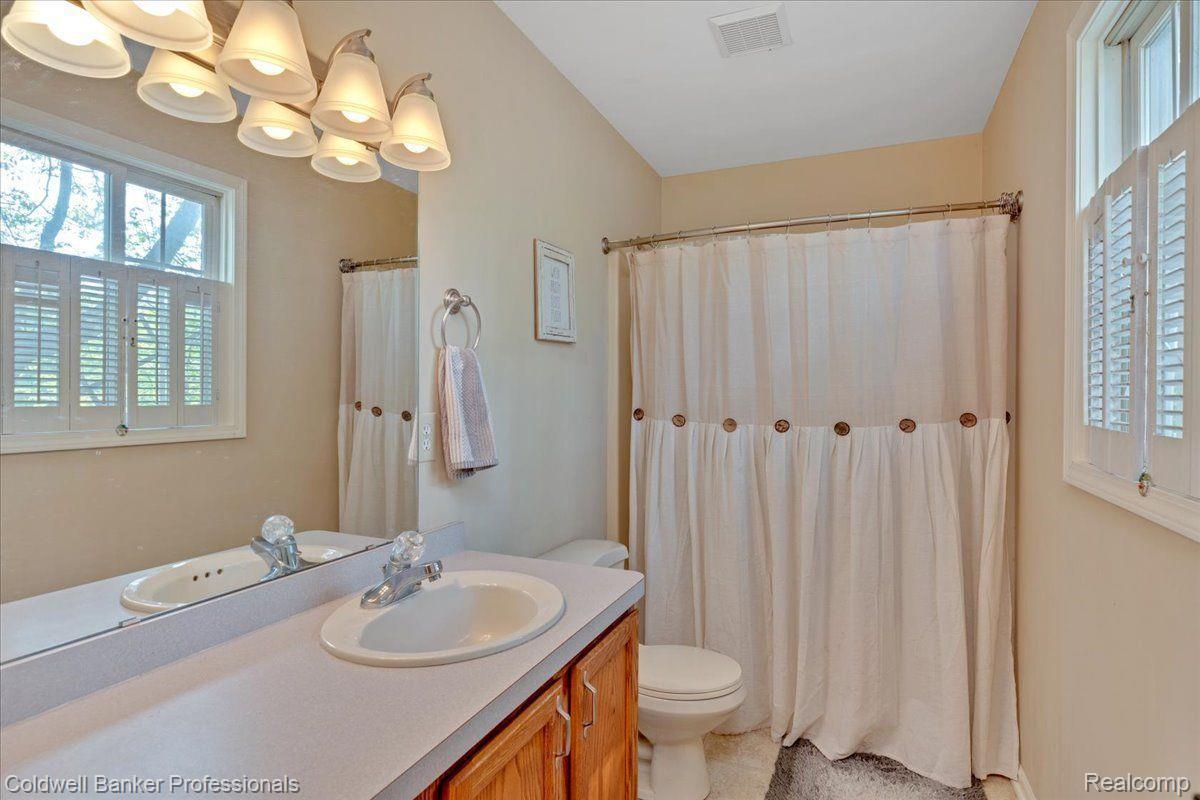 798 Gravel Ridge Road Leonard, MI 48367 - Photo 35 of 48 Gallery Image 35