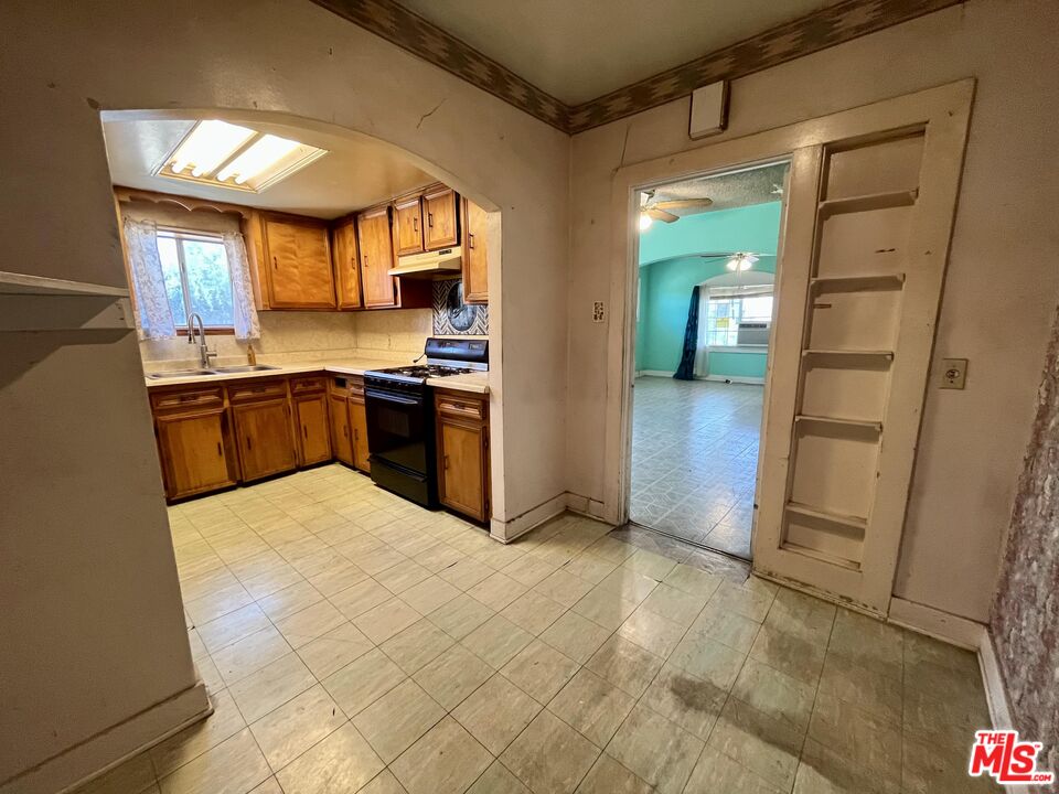 3463 Washington Street Riverside, CA 92504 - Photo 14 of 36