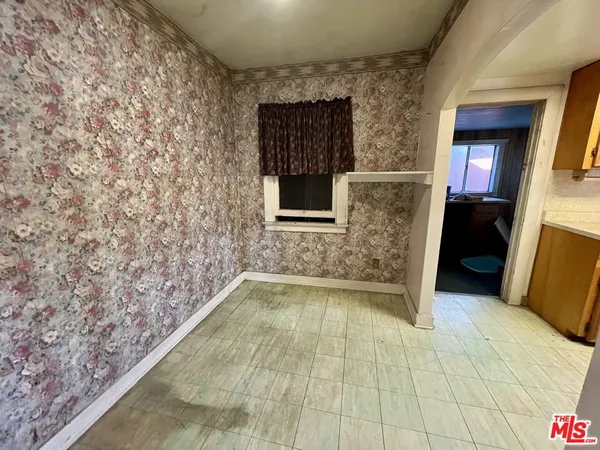 $500,000 | 3463 Washington Street, Riverside, CA 92504