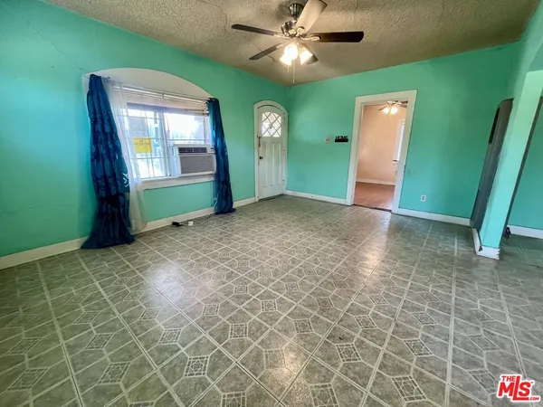 $500,000 | 3463 Washington Street, Riverside, CA 92504
